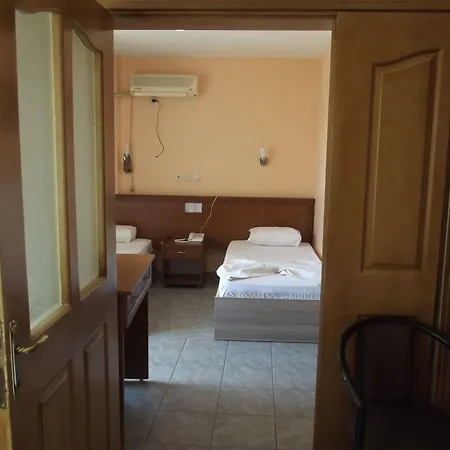 Yagci Hotel 3*